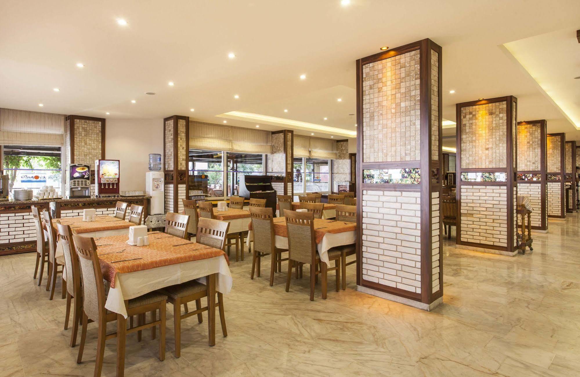 Kleopatra Beach Hotel Alanya Exterior photo