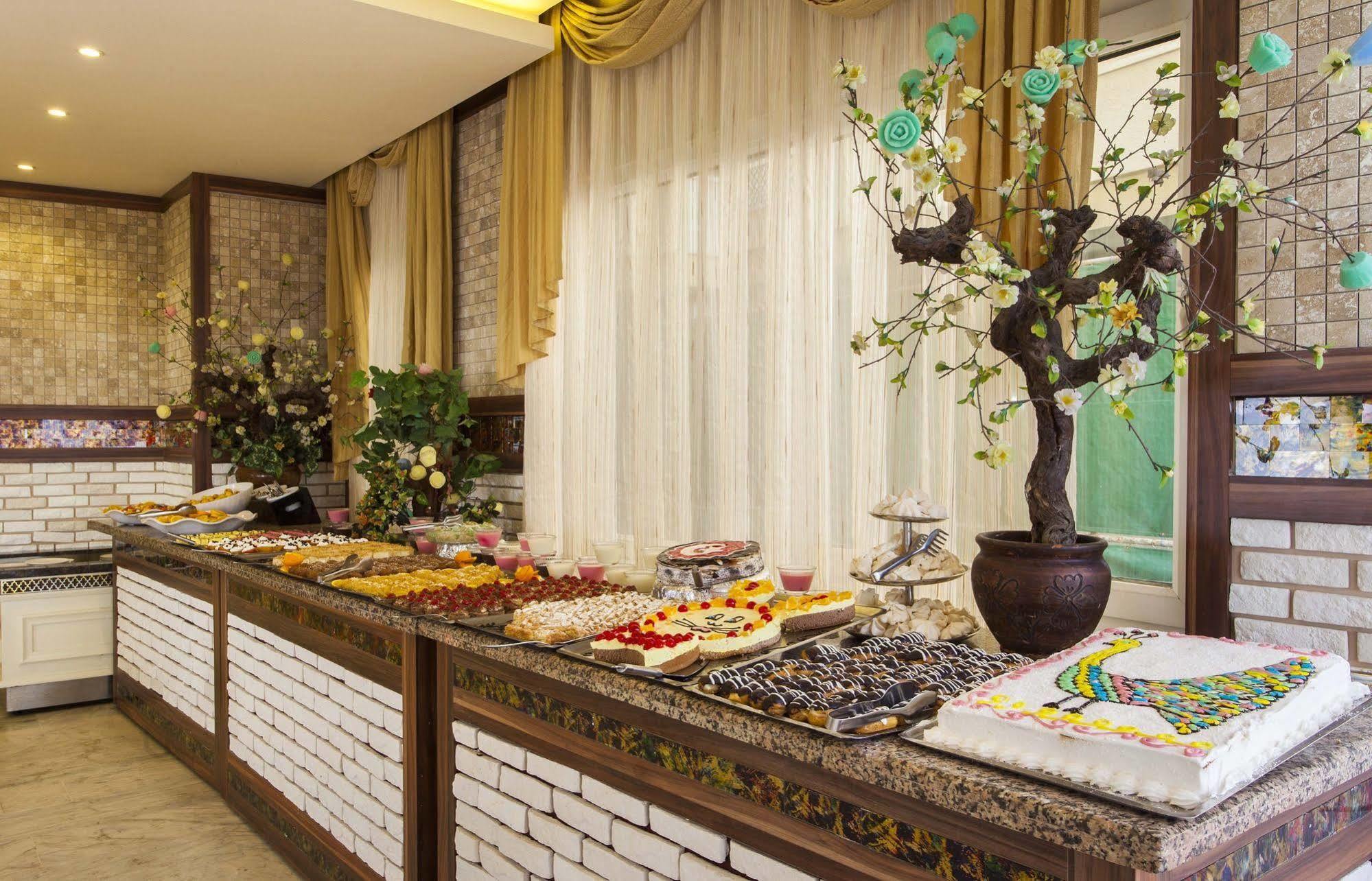 Kleopatra Beach Hotel Alanya Exterior photo